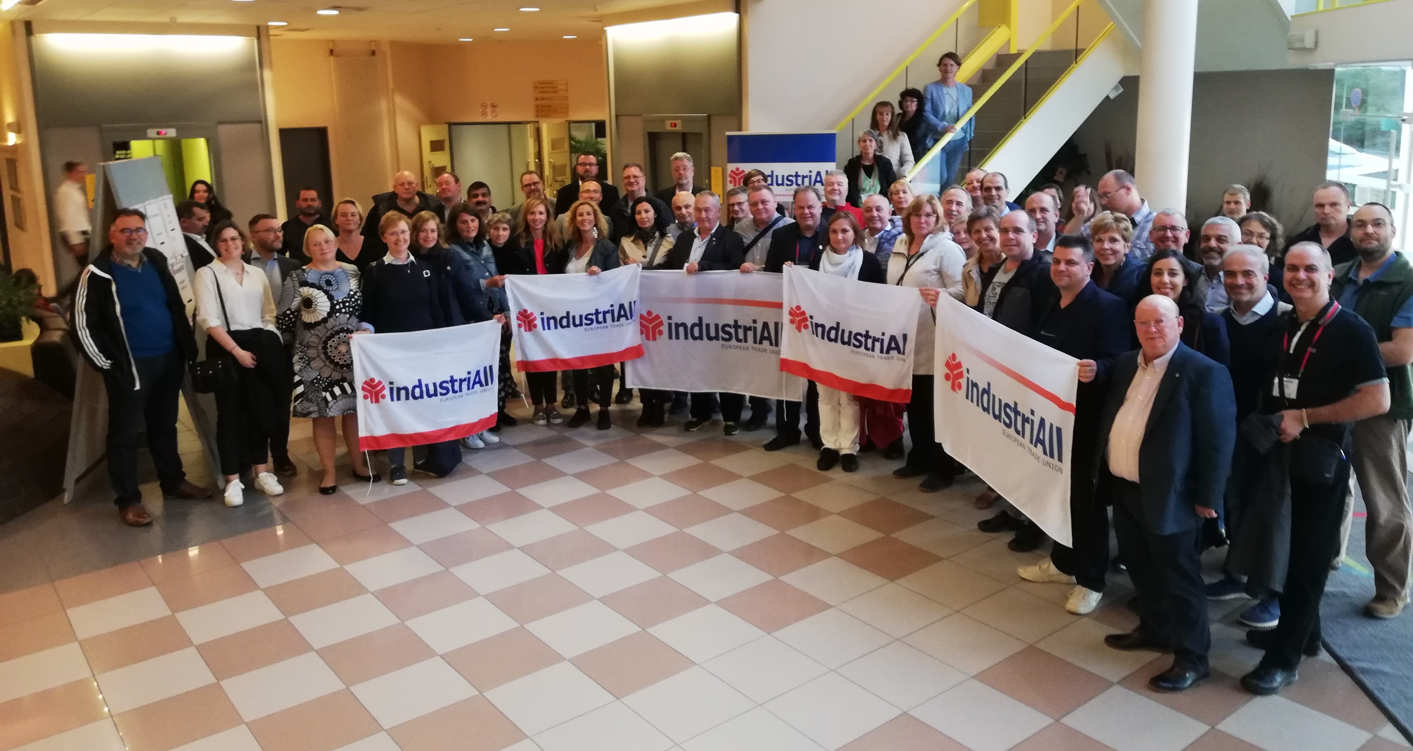 European trade unions ready to shape transformation of jobs & industries