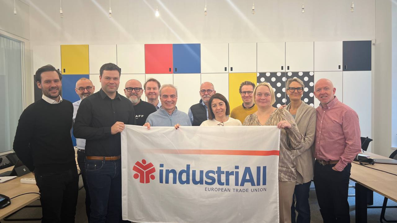 Promoting good jobs in the chemicals and pharmaceuticals sector while tackling climate change