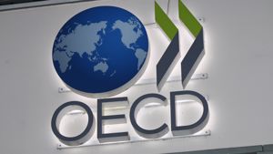 OECD Steel Committee: invest in workers!