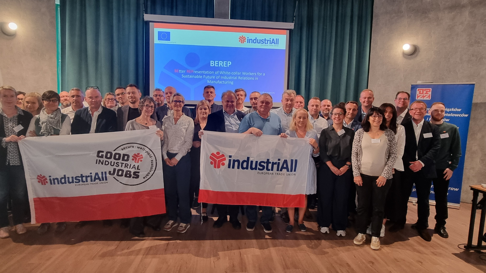 Trade unions must increase their efforts to recruit white-collar workers in industry