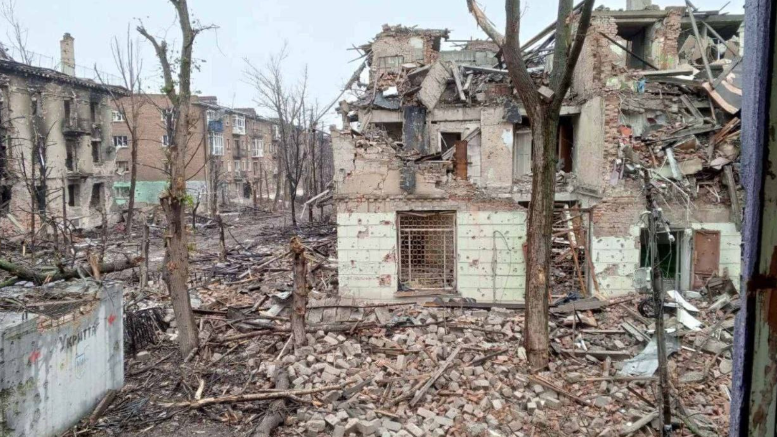 Ukrainian unions: workers can’t bear full safety burden